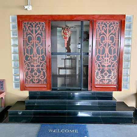 Samsen Suites Spacious 2Br Contemporary Thai Style Banguecoque Exterior foto